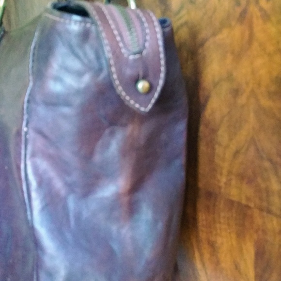 Mania Brown Leather Tote - Picture 4 of 9